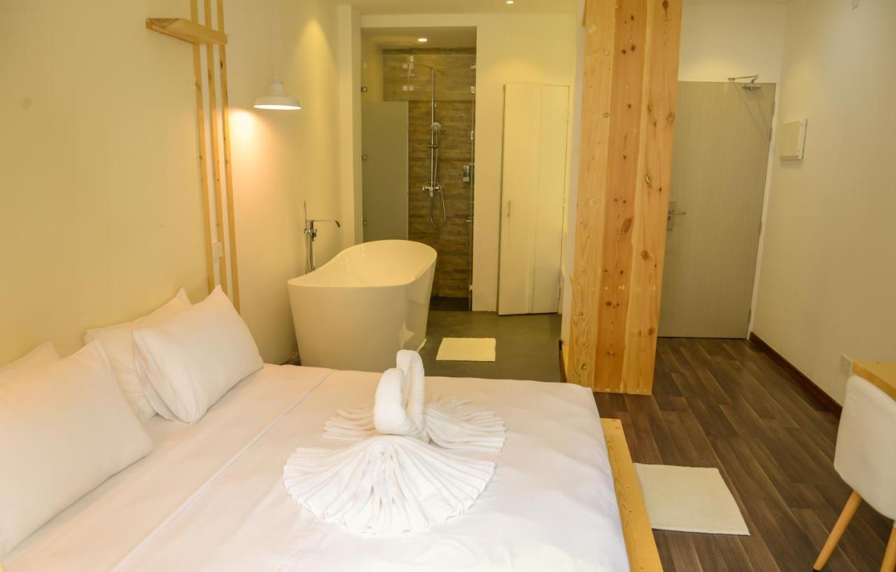 Portia Hotel&Spa Dhiffushi Esterno foto