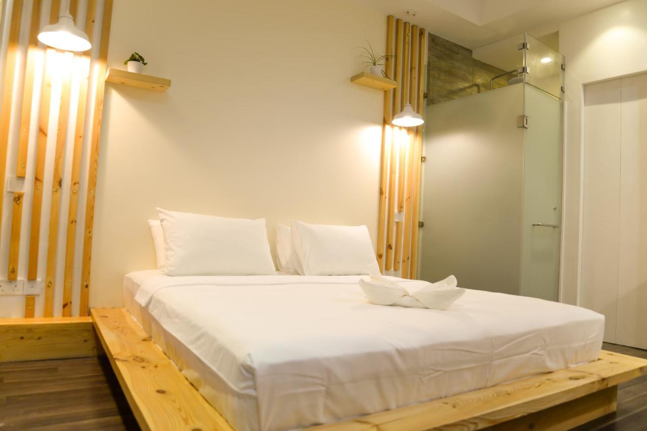Portia Hotel&Spa Dhiffushi Esterno foto