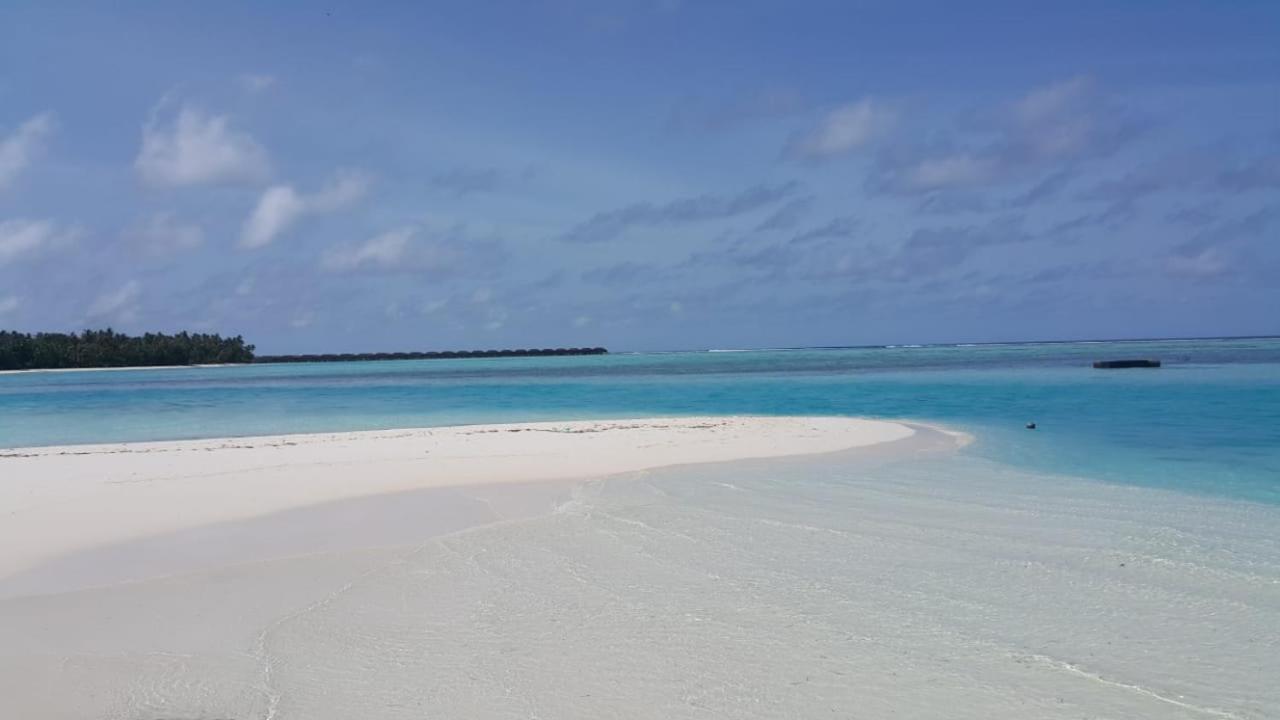 Portia Hotel&Spa Dhiffushi Esterno foto