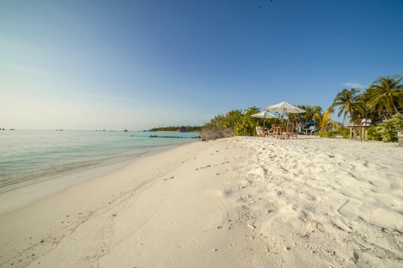 Portia Hotel&Spa Dhiffushi Esterno foto